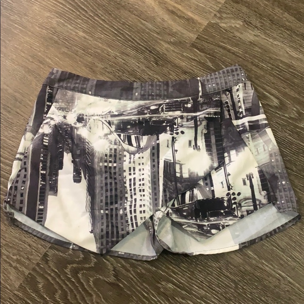 *Lowest Price* Akira City Skort
